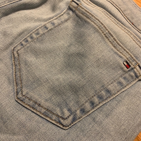 Women’s Tommy Hilfiger Shorts - Picture 3 of 3